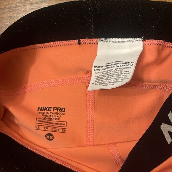 Bundle of 2 Nike Pro Dri-Fit Shorts Size XS - Picture 3 of 6